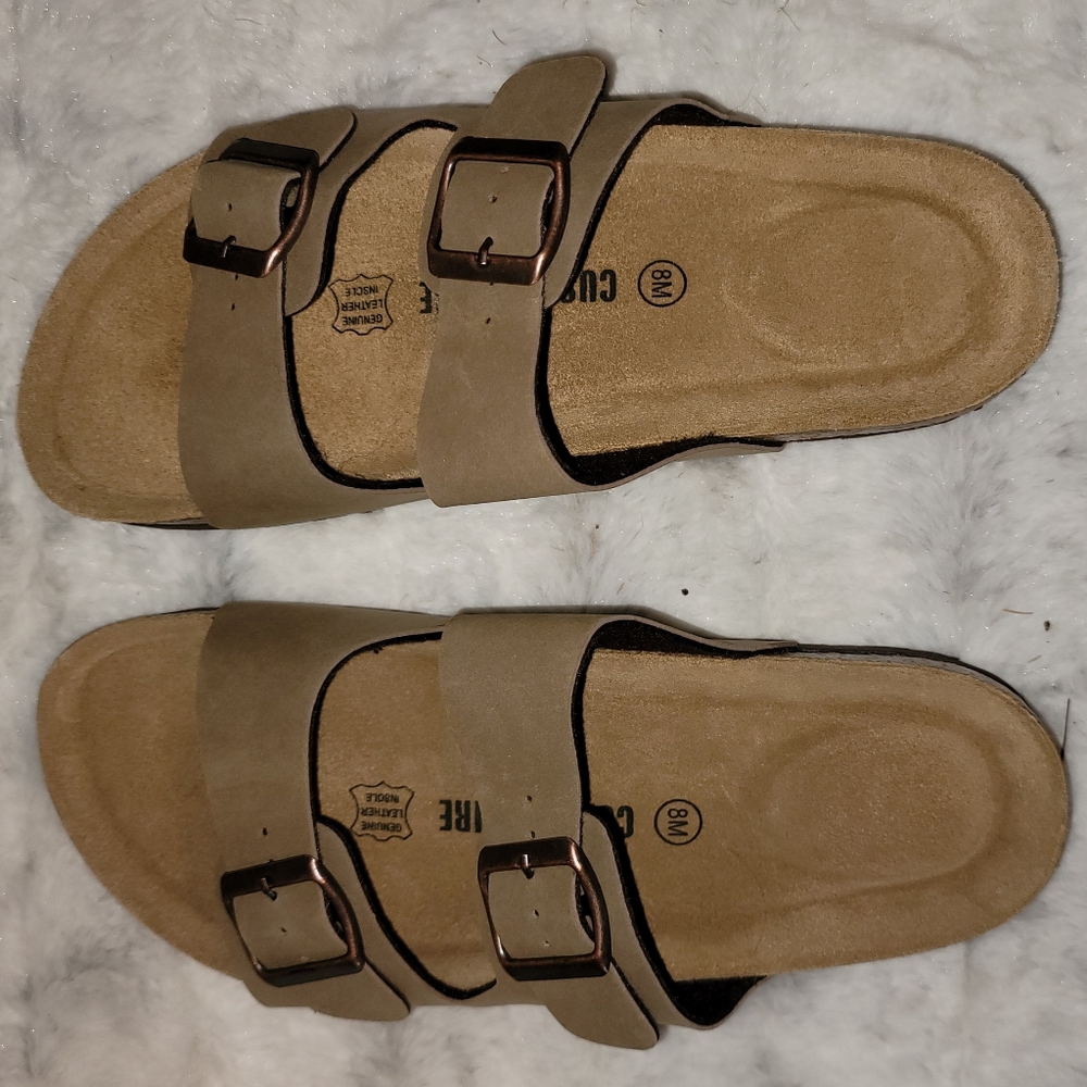 Cushionaire Sandals size 8M